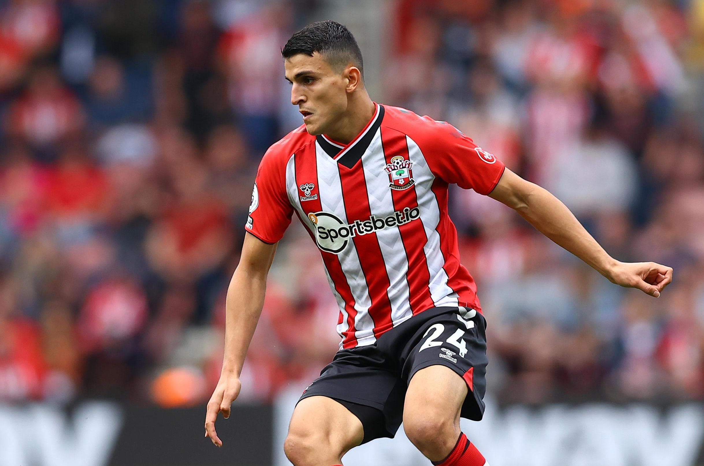 Arsenal dhe Leicester në garë për Elyounoussi
