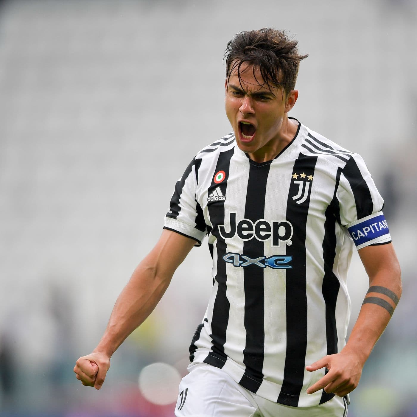                          Dybala një hap larg rinovimit  