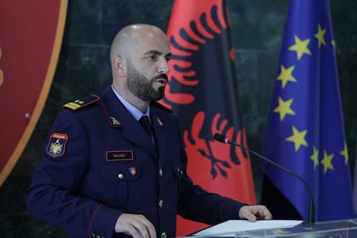 Nano mbledh strukturat vendore në Lezhë: Luftë pa kompromis krimit