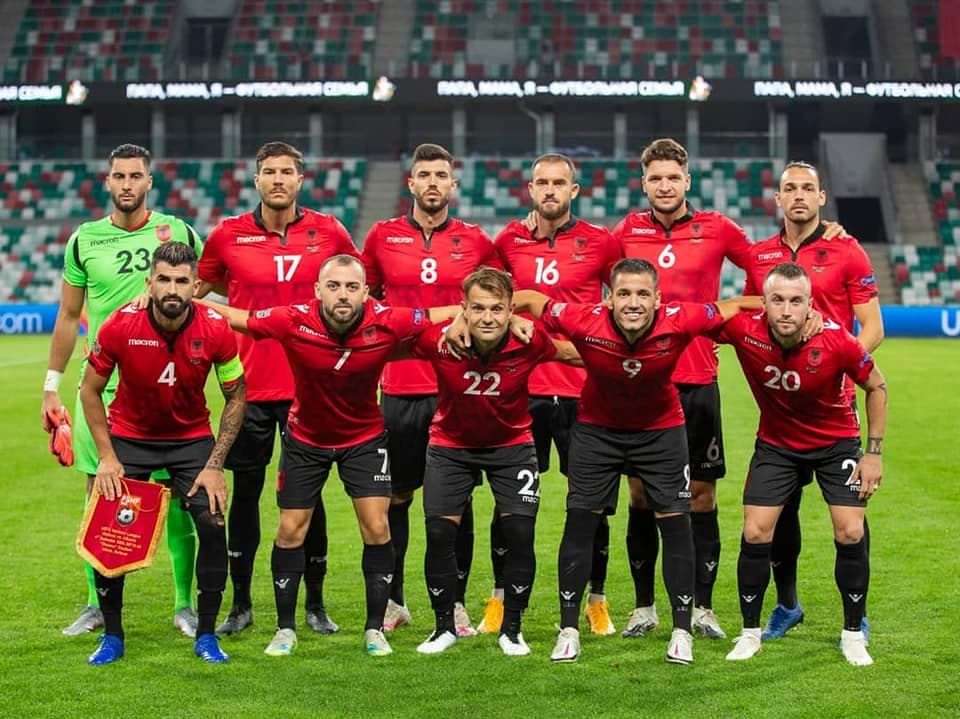 Mesfushori i Kombëtares rrezikon sfidën ndaj Anglisë në nëntor