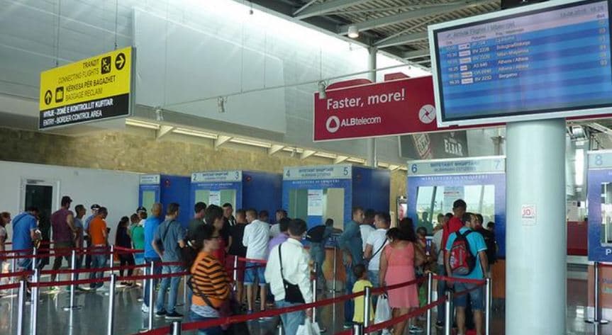  Masat antiCovid/ Italia ndalon udhëtimet për turizëm me Shqipërinë