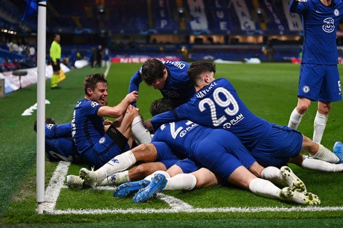                          Dy mbrojtës në radarët e Chelseat 