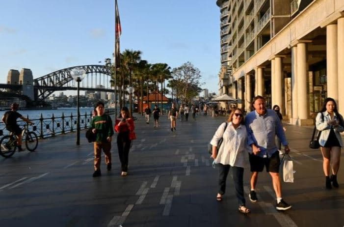 Australia përgatitet të rihapë kufijtë jashtë vendit pas 18 muajve bllokim