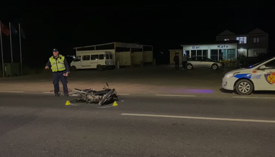 Lezhë, trajleri përplas motoçikletën