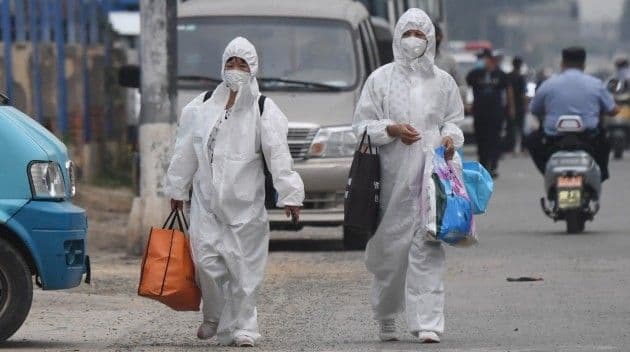 Kinë, përhapet me shpejtësi vala e re e Covid-19