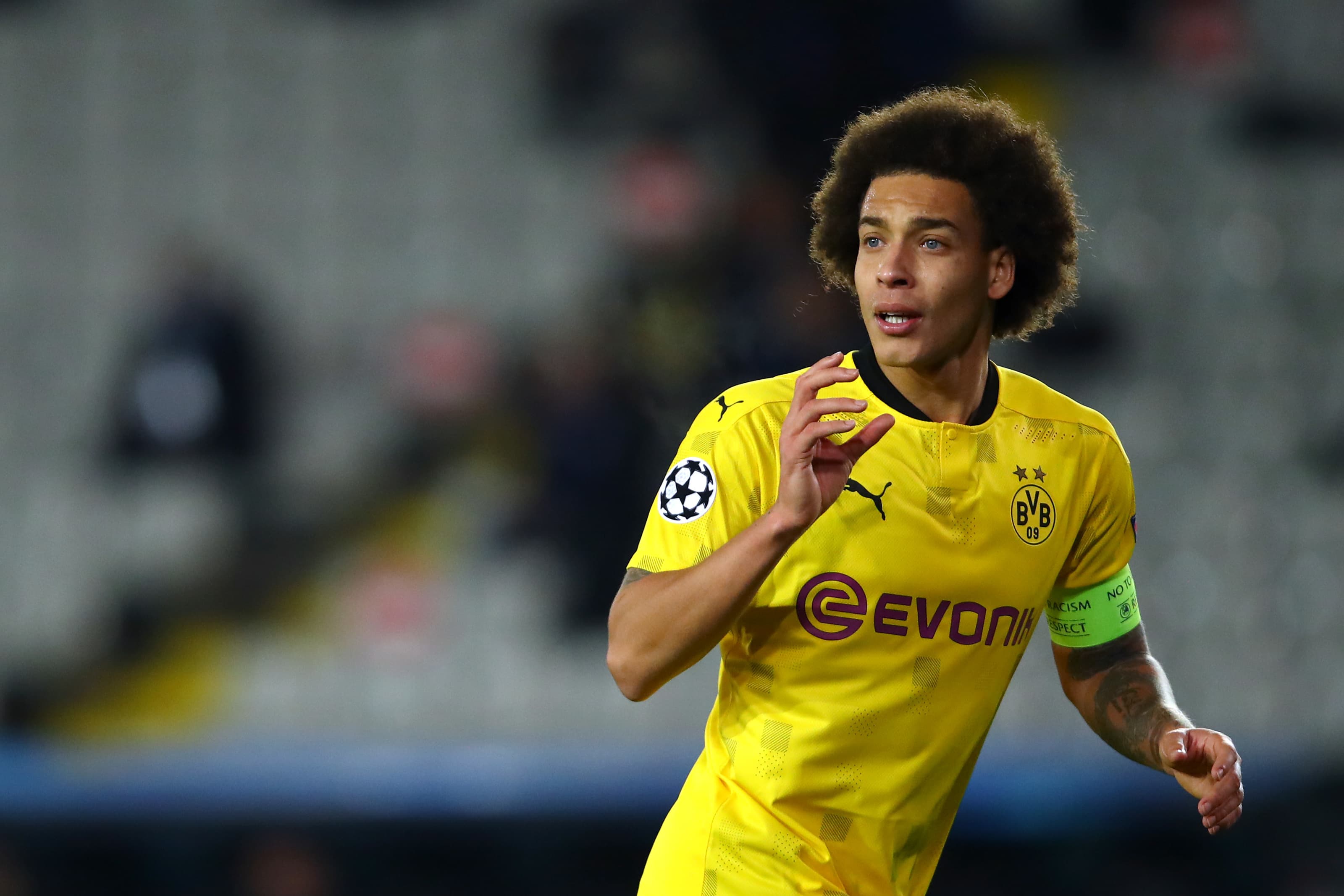 Juventus afër Axel Witsel