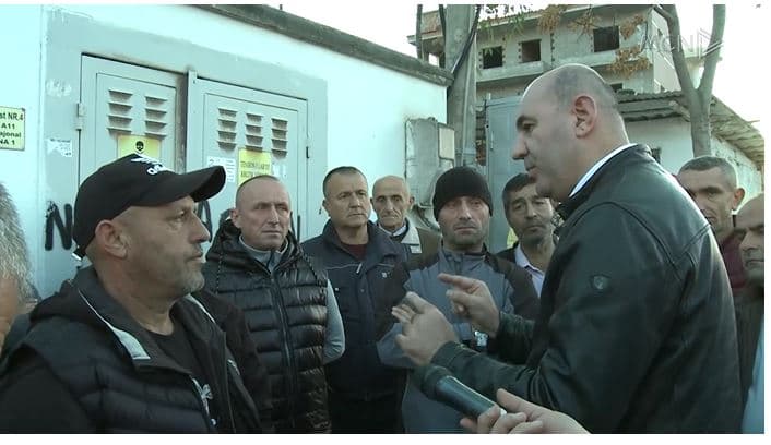 Rindërtimi tek “5 maji”, PD: Po shkelet ligji (VIDEO)
