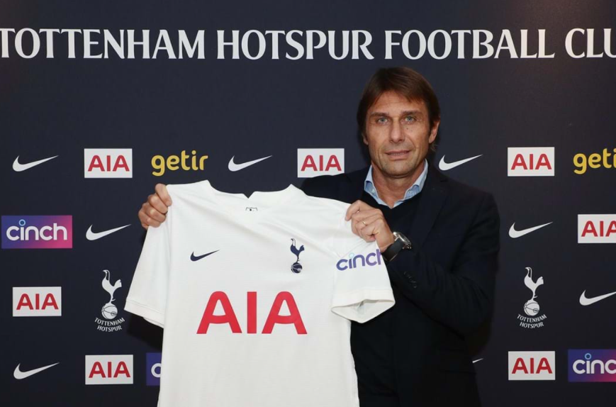Zyrtare, Antonio Conte merr drejtimin e Tottenham