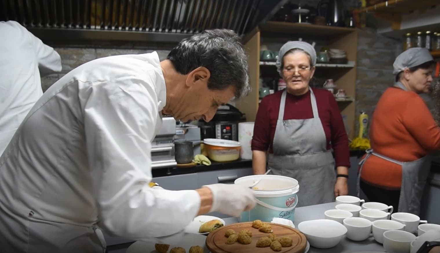 Prezantohet në Gjirokastër kulinaria italiane,Bucci: Mbështesim zhvillimin e turizmit
