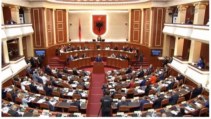 KSHH: Peticionet janë politizuar (VIDEO)