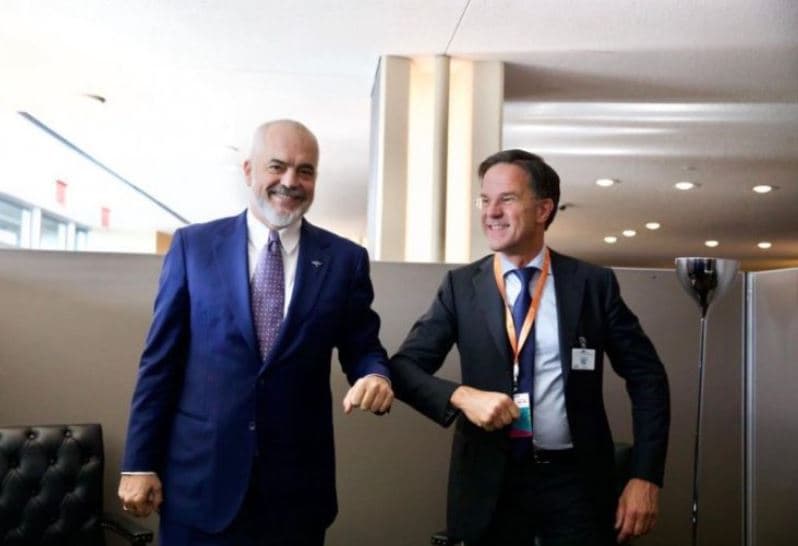 Kryeministri i Holandës Mark Rutte, më 10 nëntor viziton Tiranën
