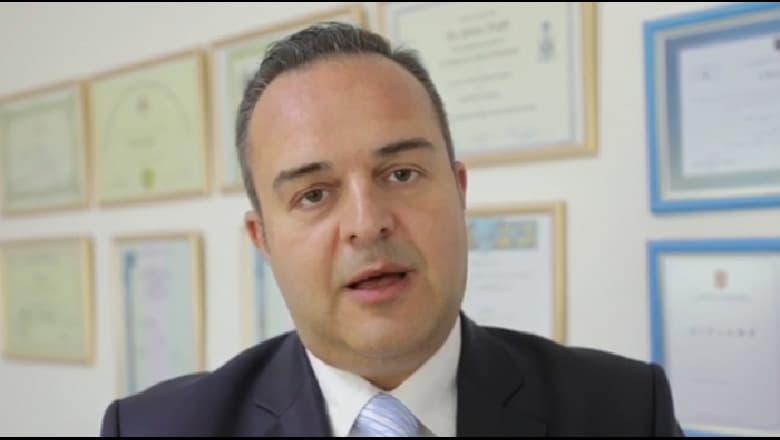 1 milion euro të sekuestruara nga SPAK, Prifti: M'i ktheni, i justifikoj