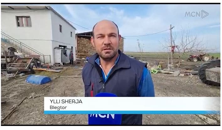 Barinjtë e Lushnjës refuzojnë akademinë (VIDEO)