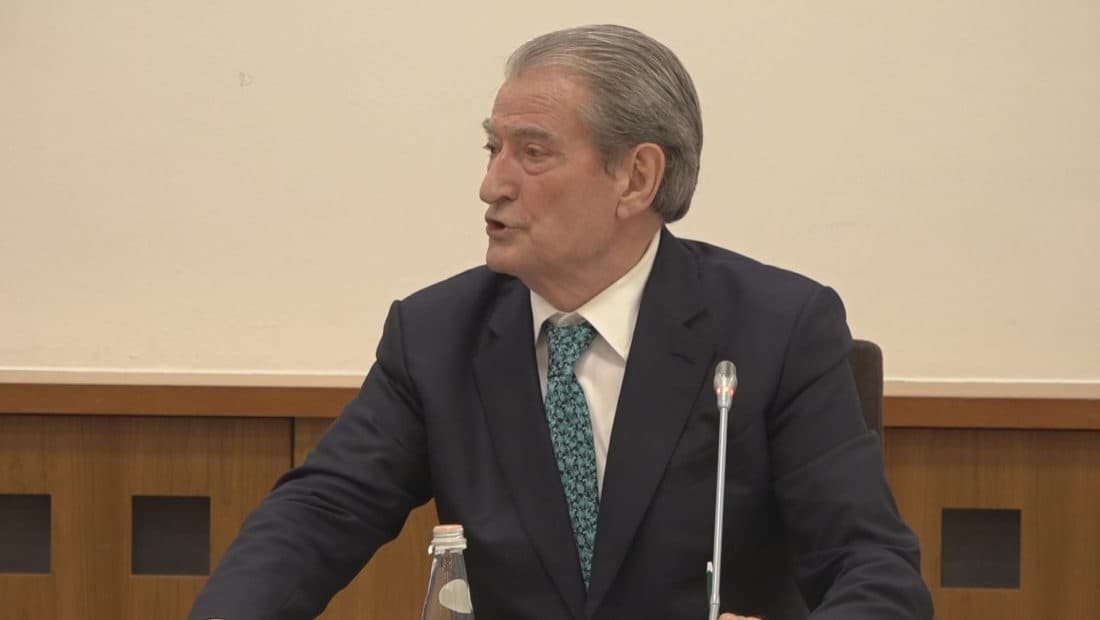 Dorëzohen firmat për Kuvendin e PD, Berisha pasdite konferencë për mediat