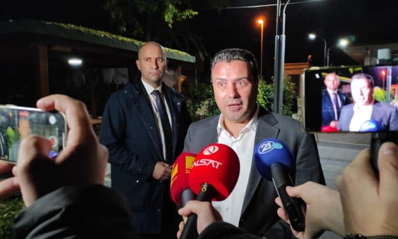 Zaev shtyn dorëheqjen nga posti i kryeministrit, autorizohet për negociata