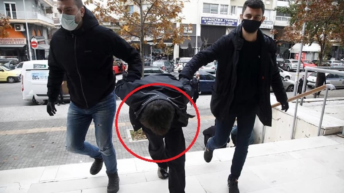 “Më duheshin para”/ Vrau shitësin grek gjatë tentativës për grabitje, lihet në burg i riu shqiptar