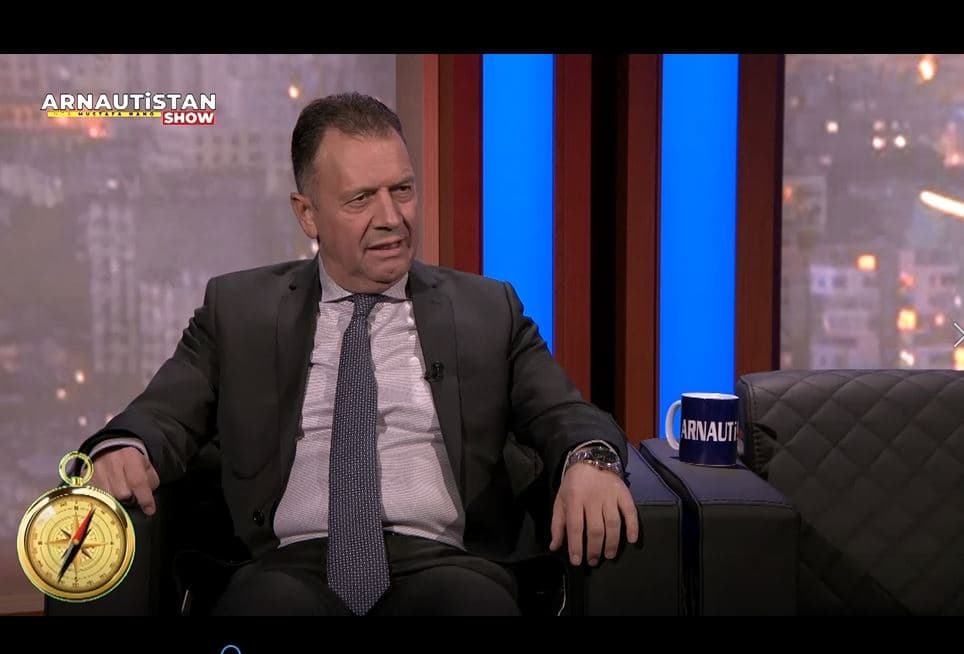 Biberaj: PD është bërë një ekip që vetëm humbet, kemi nevojë për lider që na çon në fitore