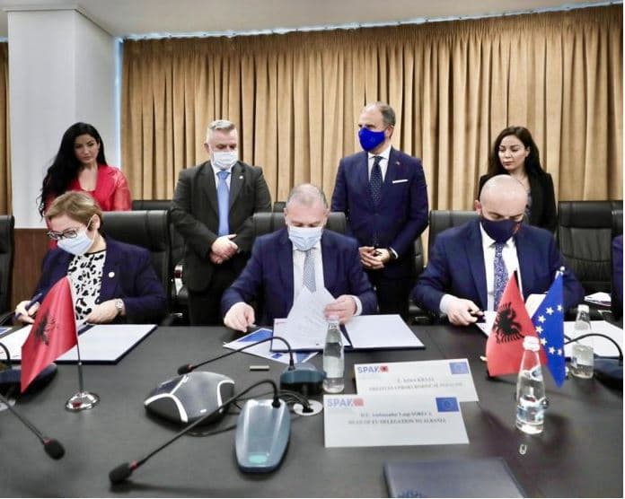    SPAK, BKH dhe Policia e Shtetit me marrëveshje për shkëmbim të sigurt informacioni
