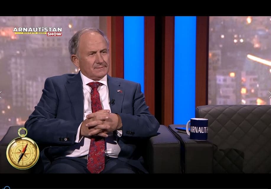  Kriza në PD/ Hoxha: Berisha të kthehet në Tropojë, Basha t`i nënshtrohet votimit