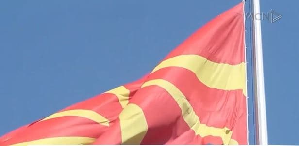 Qeveria kërkon dorëheqjen e kryeopozitarit/ RMV, Lëvizja BESA përjashton deputetin që refuzoi mocionin