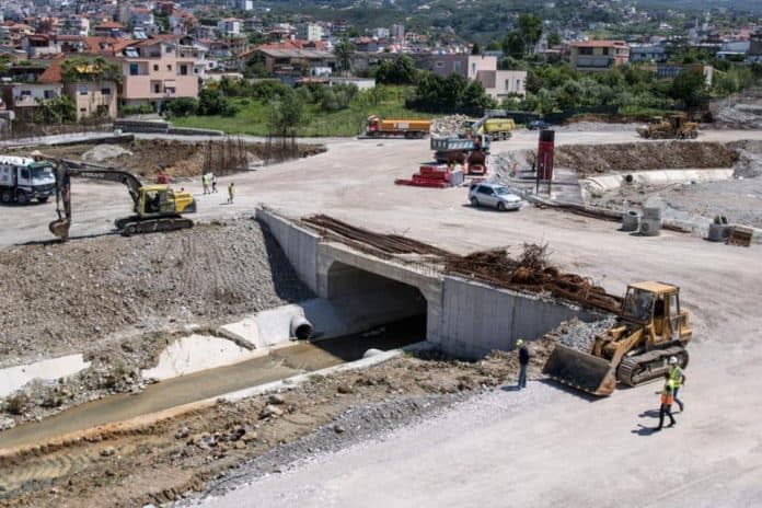 Punimet në Unazën Lindore, sot devijohet trafiku nga rrethi i Shkozës në drejtim të Farkës