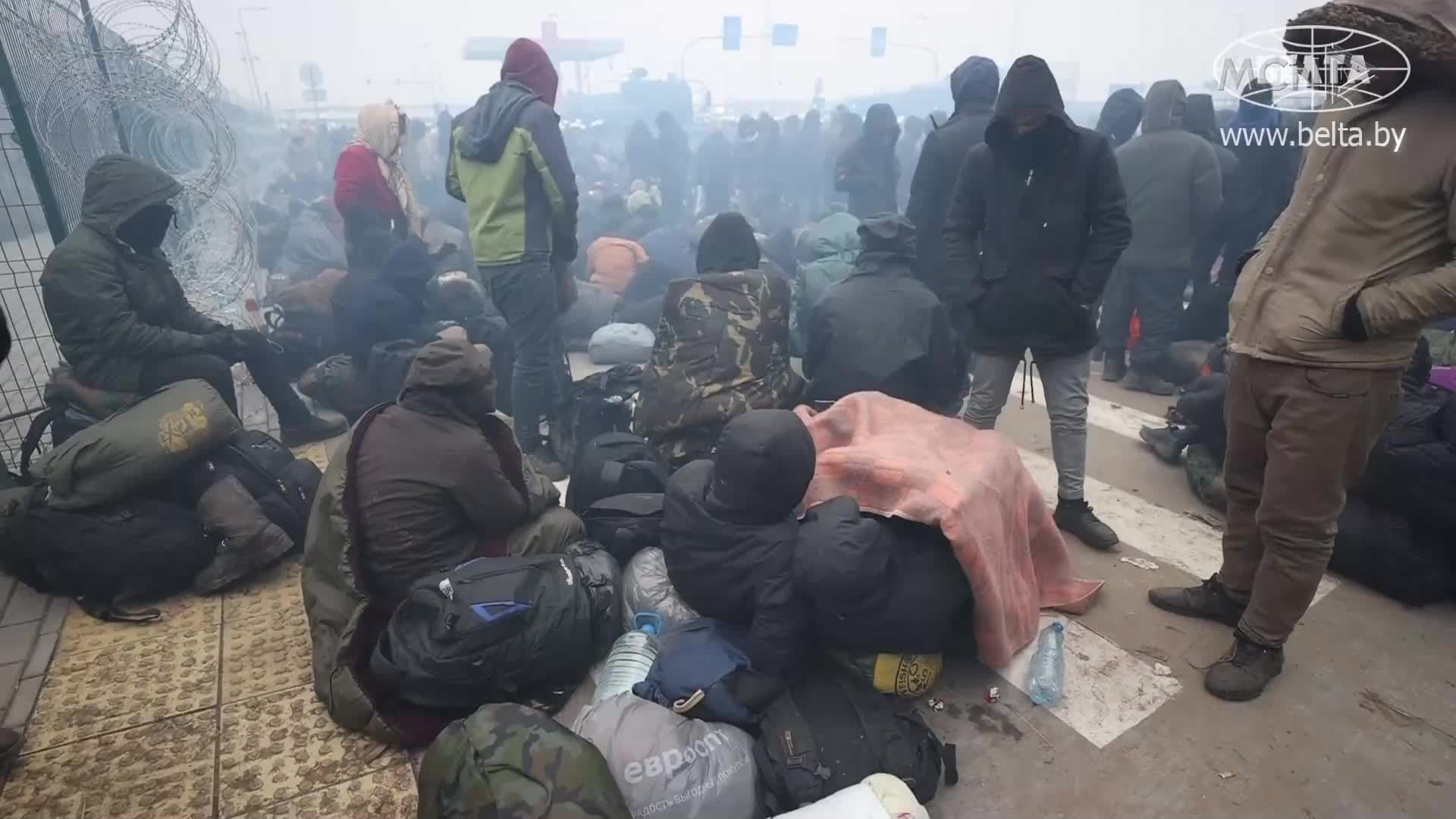 Qeveria polake censuron gazetarët (VIDEO)