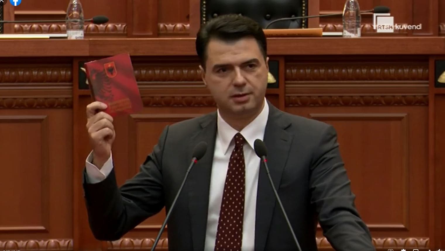     Basha: Në sallën e Parlamentit ka anëtarë të grupeve të organizuara kriminale