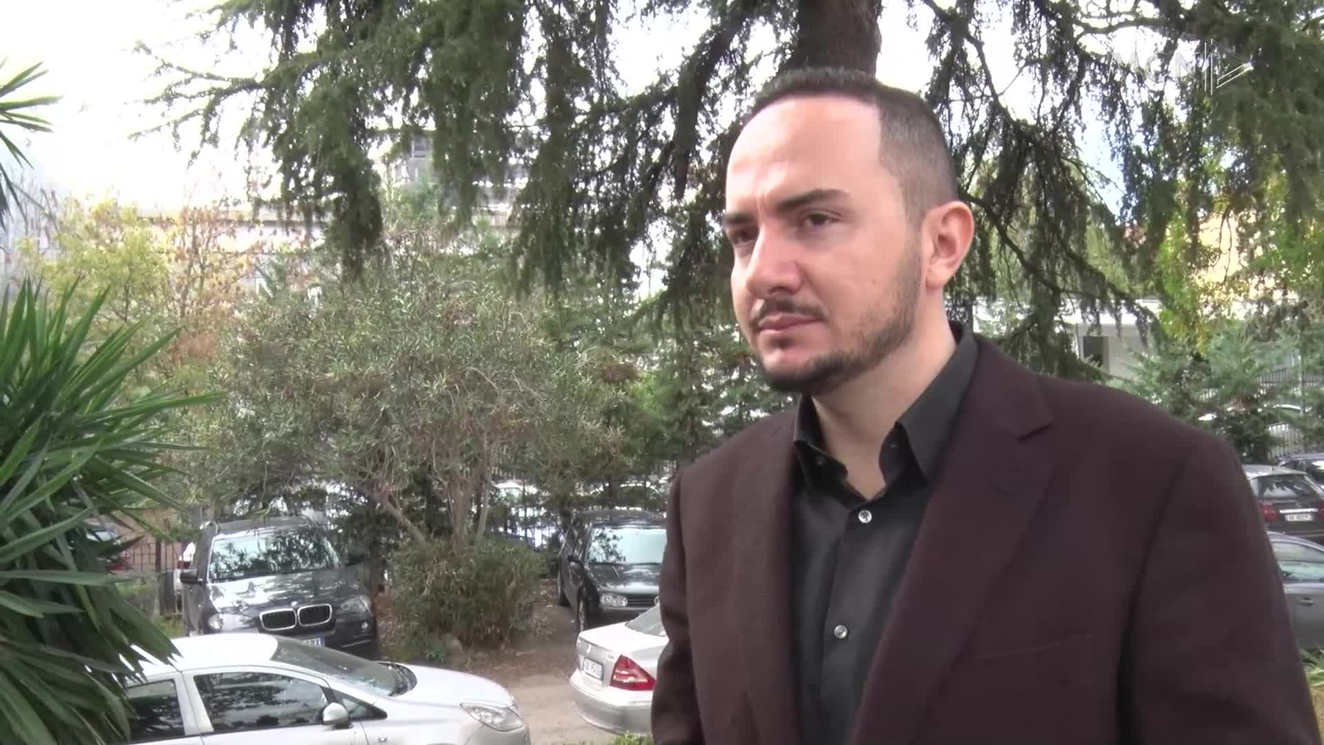Me kë po shkon baza e demokratëve? (VIDEO)