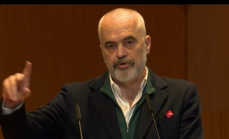 Rama: Pagat e mjekëve dhe infermierëve do të rriten me 40% në mandatin e tretë