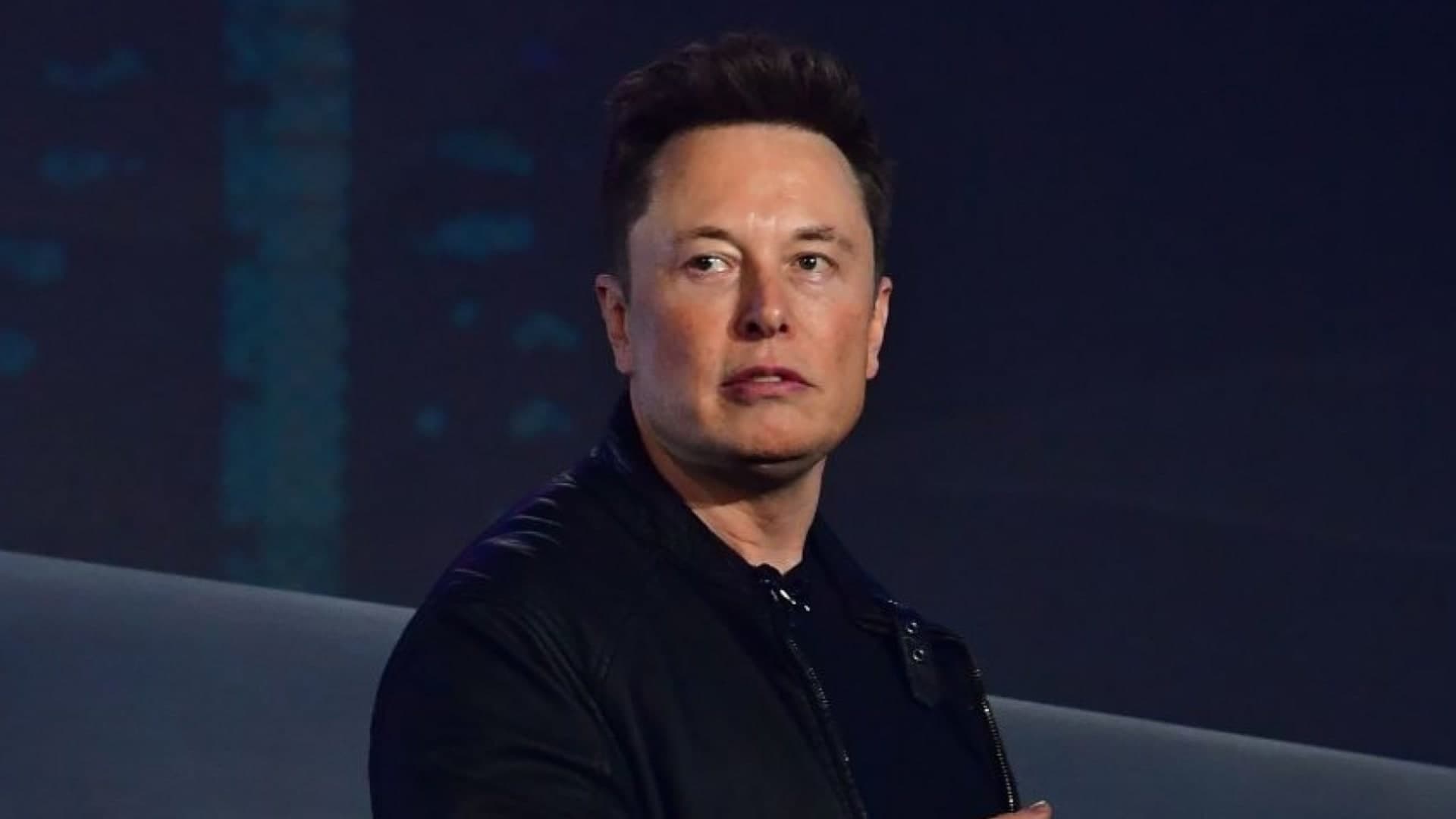OKB i prezanton Elon Musk planin prej 6 miliardë dollarë për të luftuar urinë në botë