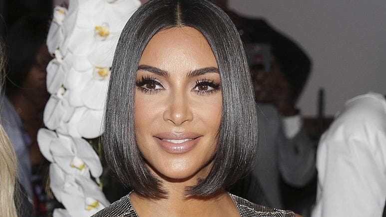 Kim Kardashian ndihmon ekipin afgan të futbollit të femrave të largohet në Britani