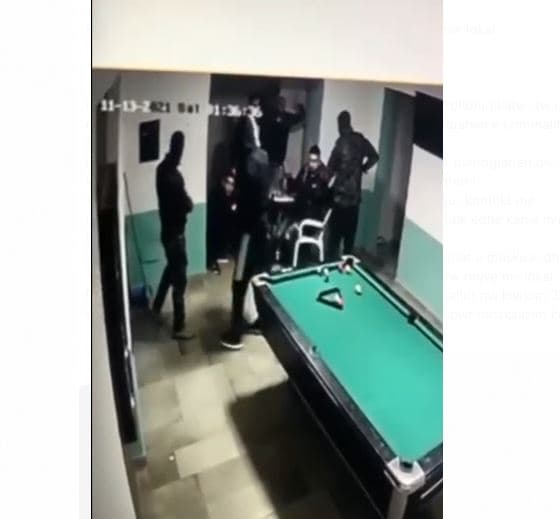 Të armatosur e të maskuar në lokal/ Në kërkim katër persona në Lezhë