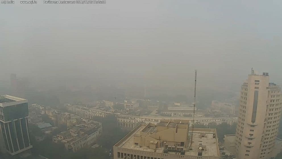 Delhi rinis aktivitetin e ndërtimeve pas përmirësimit të cilësisë së ajrit