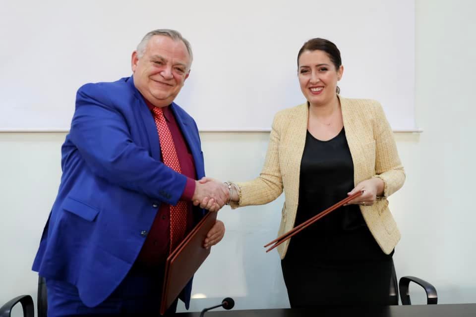 Nënshkruhet Memorandumi, Manastirliu: Nga viti i ardhshëm edhe 150 kuota të reja pranimi për studentët