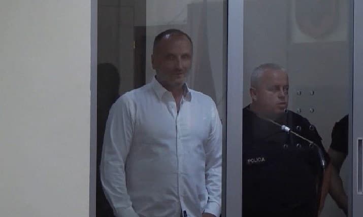"U takuam prapë"/ Si u ekzekutua Azem Hajdari para selisë së PD, detaje nga dëshmia e Izet Haxhisë para gjykatës