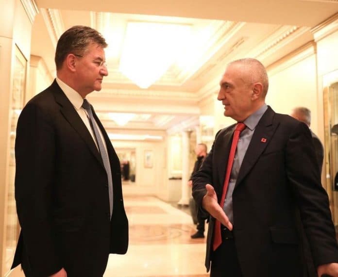 Meta takohet me Lajçak: Shqipëria mbështet plotësisht procesin e dialogut Kosovë-Serbi
