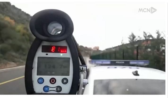 Gjobiten shoferët në Rrugën e Arbrit (VIDEO)