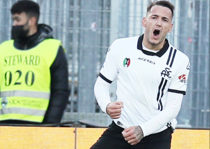 Manaj e bën “sefte”, shënon golin e parë në Serie A me Spezia (VIDEO)