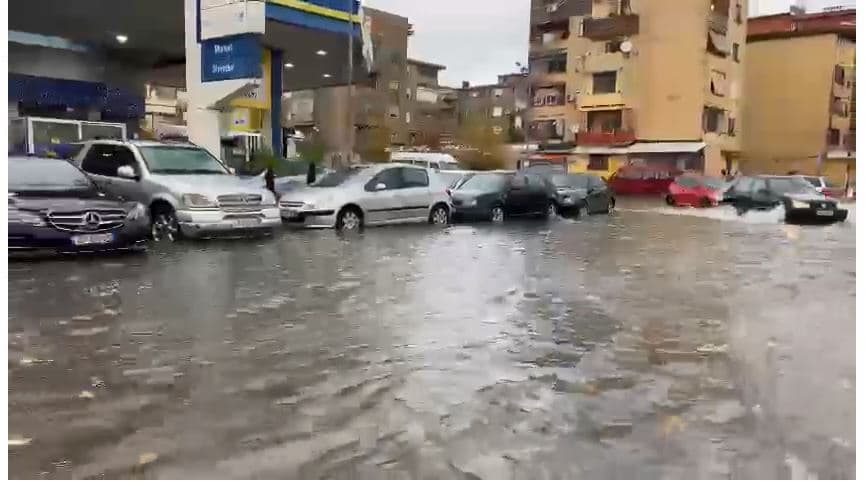      IGJEUM paralajmëron rrezik përmbytjesh në qarqet Lezhë, Berat, Vlorë e Gjirokastër