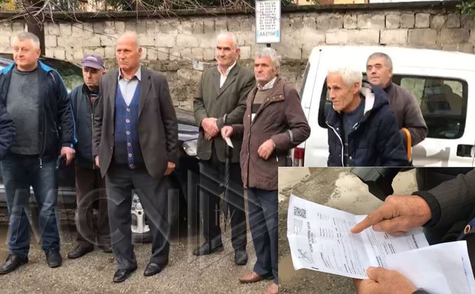  Banorët  në Elbasan protestë për mbifaturimin e ujit të pijshëm