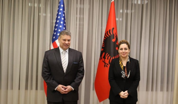 Xhaçka pas takimit me Escobar: Shqipëria, e përkushtuar për stabilitetin e rajonit