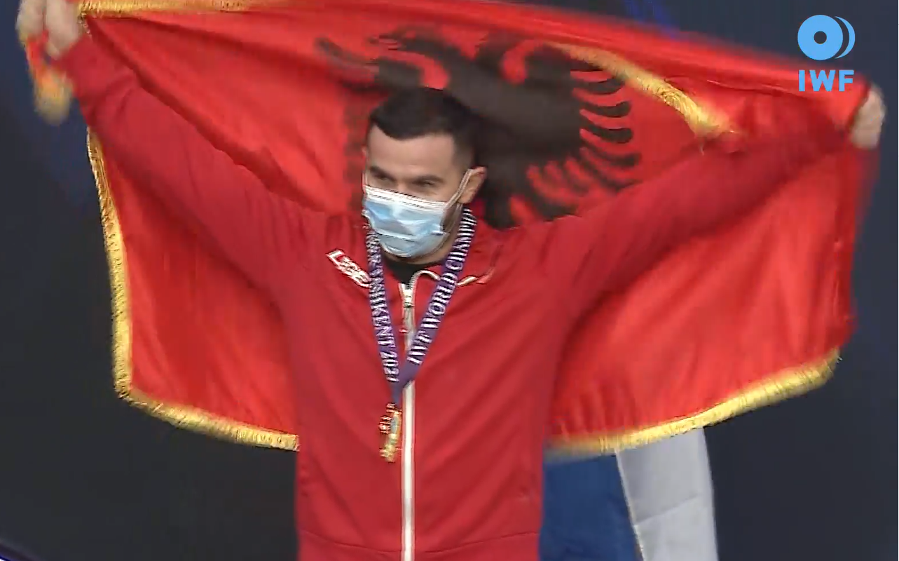 Titulli kampion bote dhe 3 medalje, Briken Calja shkruan historinë