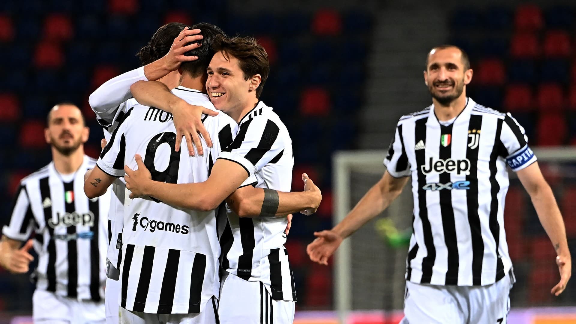 Juventus, tre alternativa për sulmin