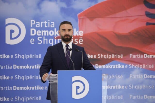 31-vjetori i themelimit/ Agalliu: PD, jo pronë e as mburojë e interesave personale të askujt, as e Berishës