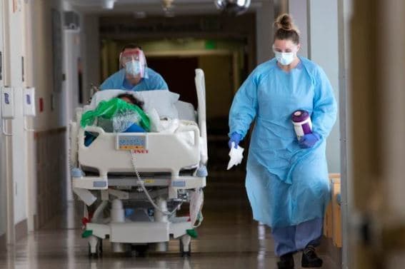 Si virusi HIV mund të ketë lindur variantin Omicron