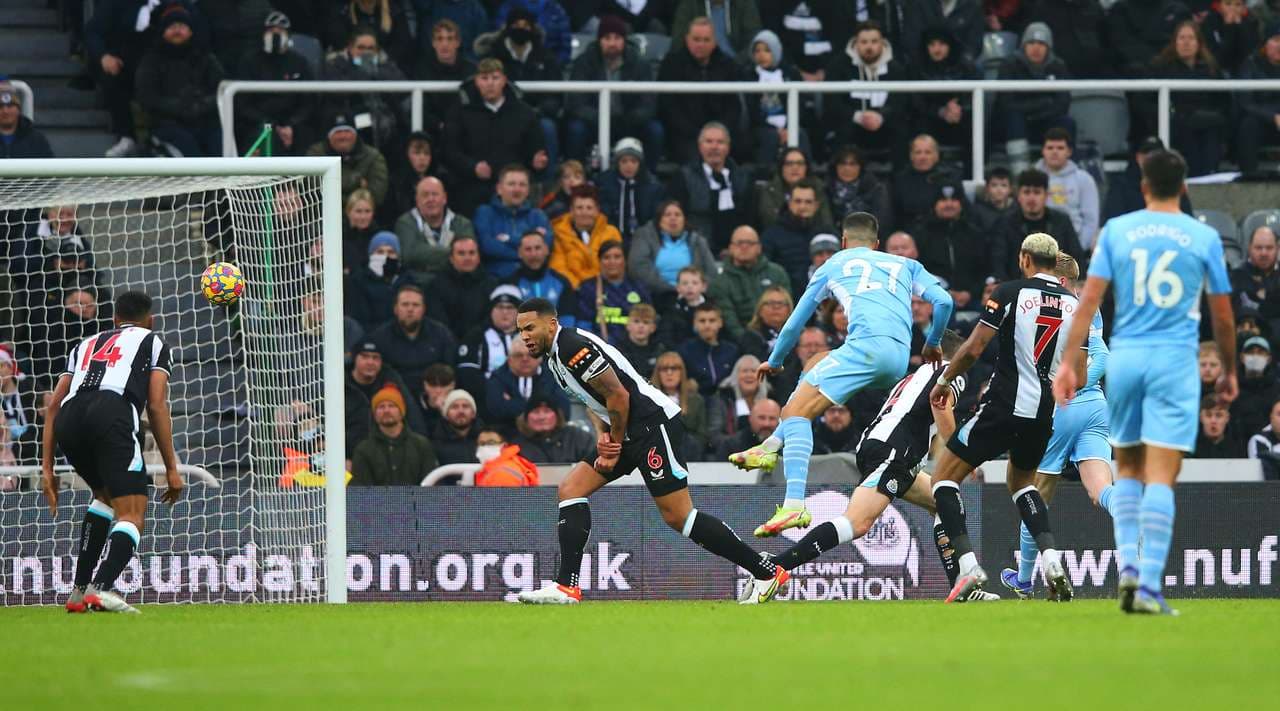 Chelsea zhgënjen sërish, Manchester City realizon “poker” dhe shkëputet në krye (VIDEO)