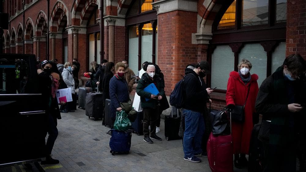 Britania e Madhe regjistron 12 viktima nga Omicron