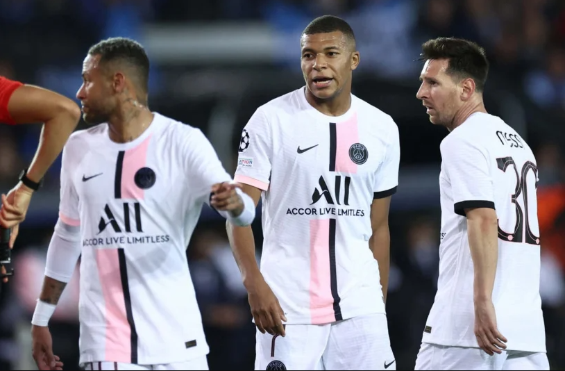 Kaos te PSG, lojtarët kundër njëri-tjetrit dhe klubit