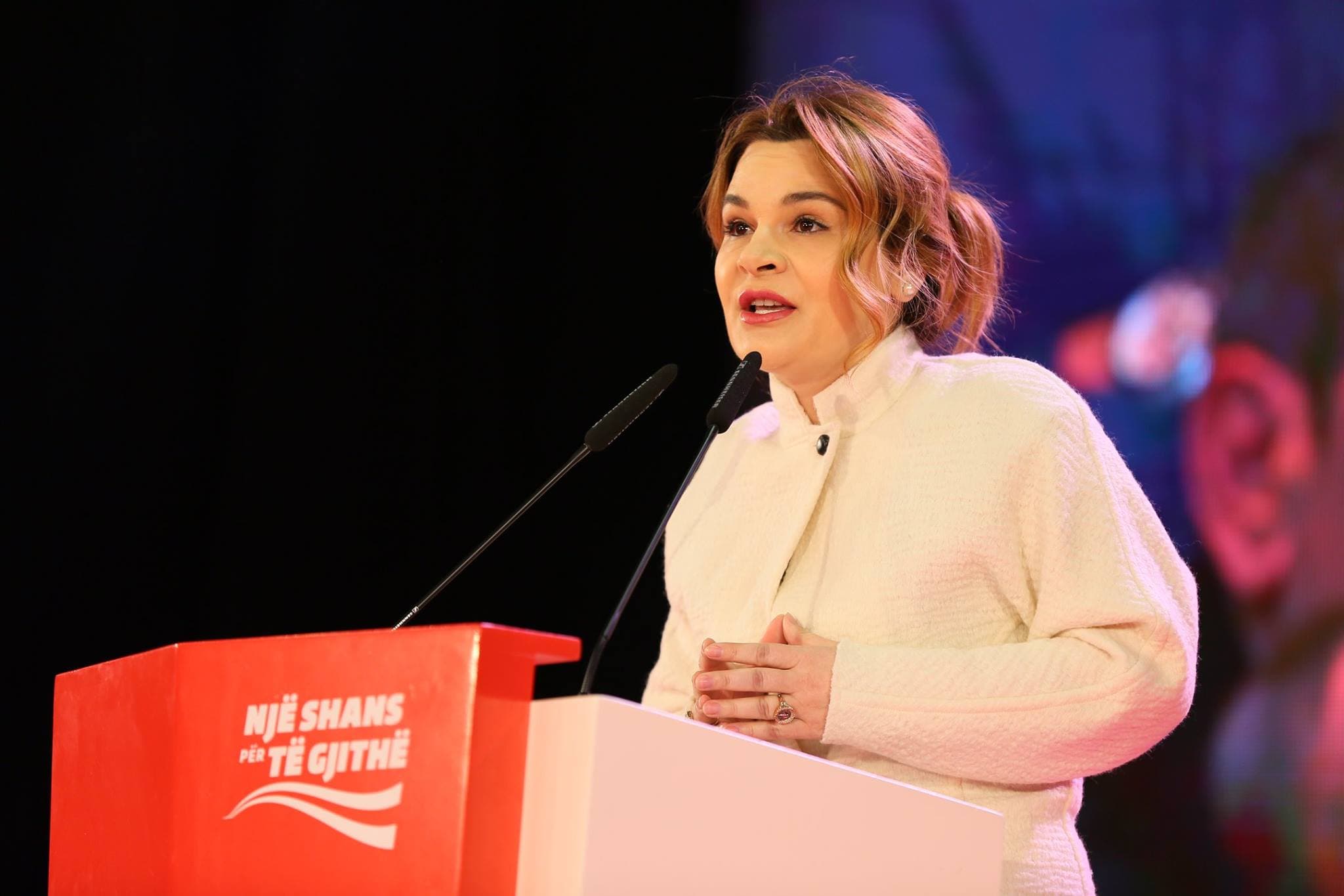 Kryemadhi denoncon aferën e inceneratorëve: Shihni vetëm një pjesë të zinxhirit kriminal