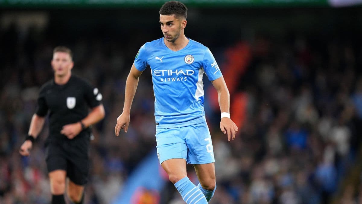 E konfirmon Guardiola, Barcelona bën afrimin e parë